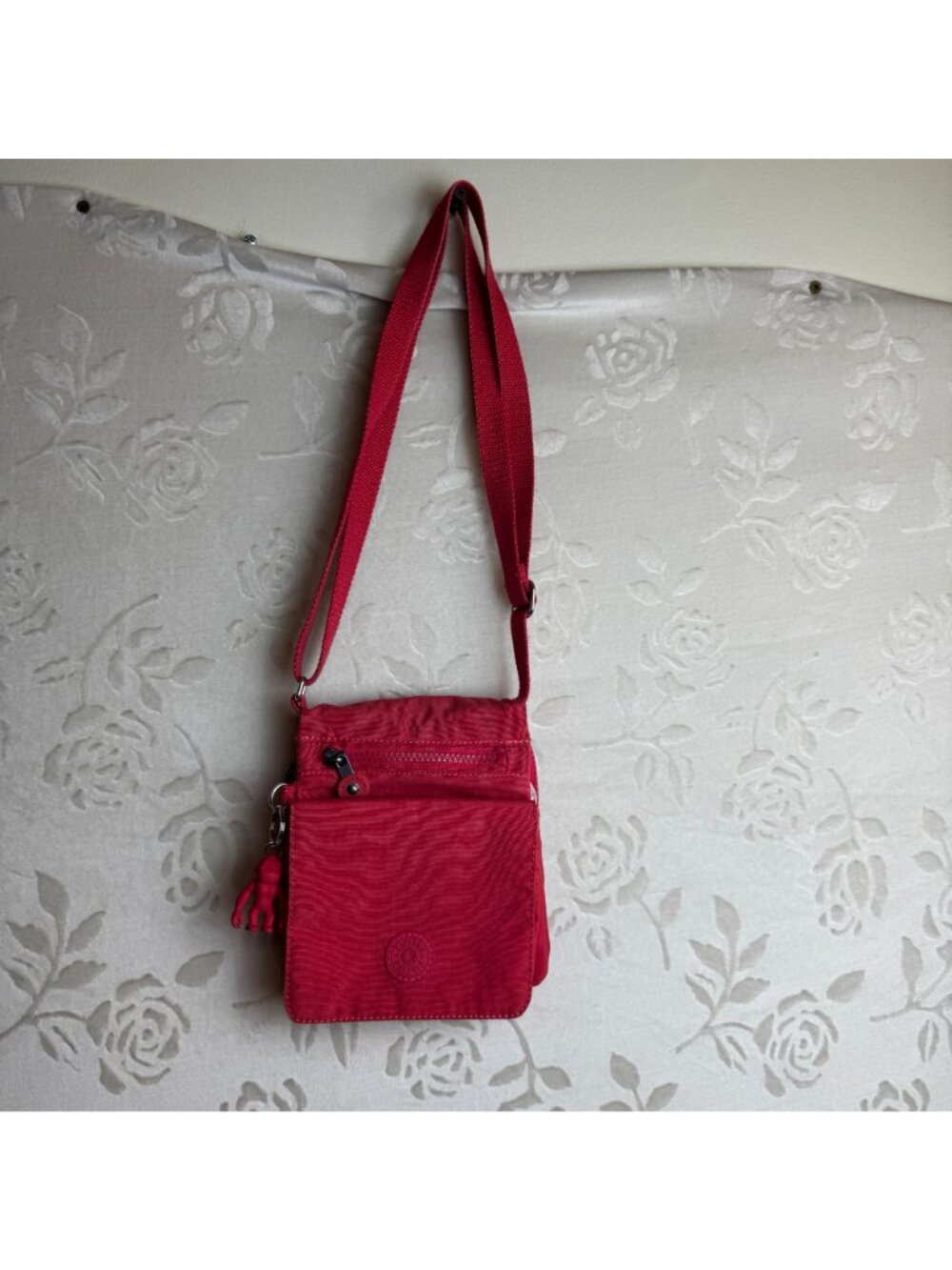 Kipling Red Eldorado Small Crossbody Wallet Purse With Monkey Charm - Picture 2 of 12